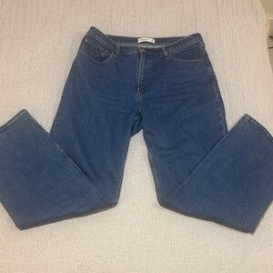 Abercrombie & Fitch Women's Classic Blue Straight Jeans